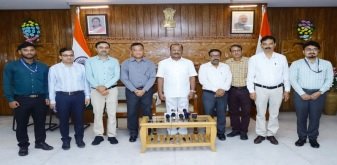 Photo of जनगणना: गवर्नर ने अपनी जानकारी दर्ज की, जनसंख्या डेटा रिसोर्स बांटने और डेवलपमेंट प्रोजेक्ट्स को लागू करने का मुख्य आधार है