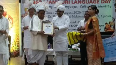 Photo of मणिपुरी भाषा दिवस मनाया गया, मणिपुरी लेखकों और बड़े मणिपुरी समुदाय ने त्रिपुरा की कला, संस्कृति और सामाजिक जीवन में योगदान दिया है: वित्त मंत्री