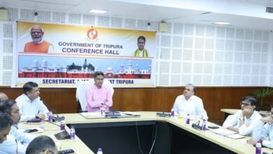 Photo of टास्क मॉनिटरिंग सिस्टम मीटिंग में मुख्यमंत्री ने कहा, ड्रग-फ्री त्रिपुरा बनाने के लिए एडमिनिस्ट्रेशन के सभी लेवल को ज़्यादा कोऑर्डिनेटेड, सख्त और असरदार रोल निभाना चाहिए